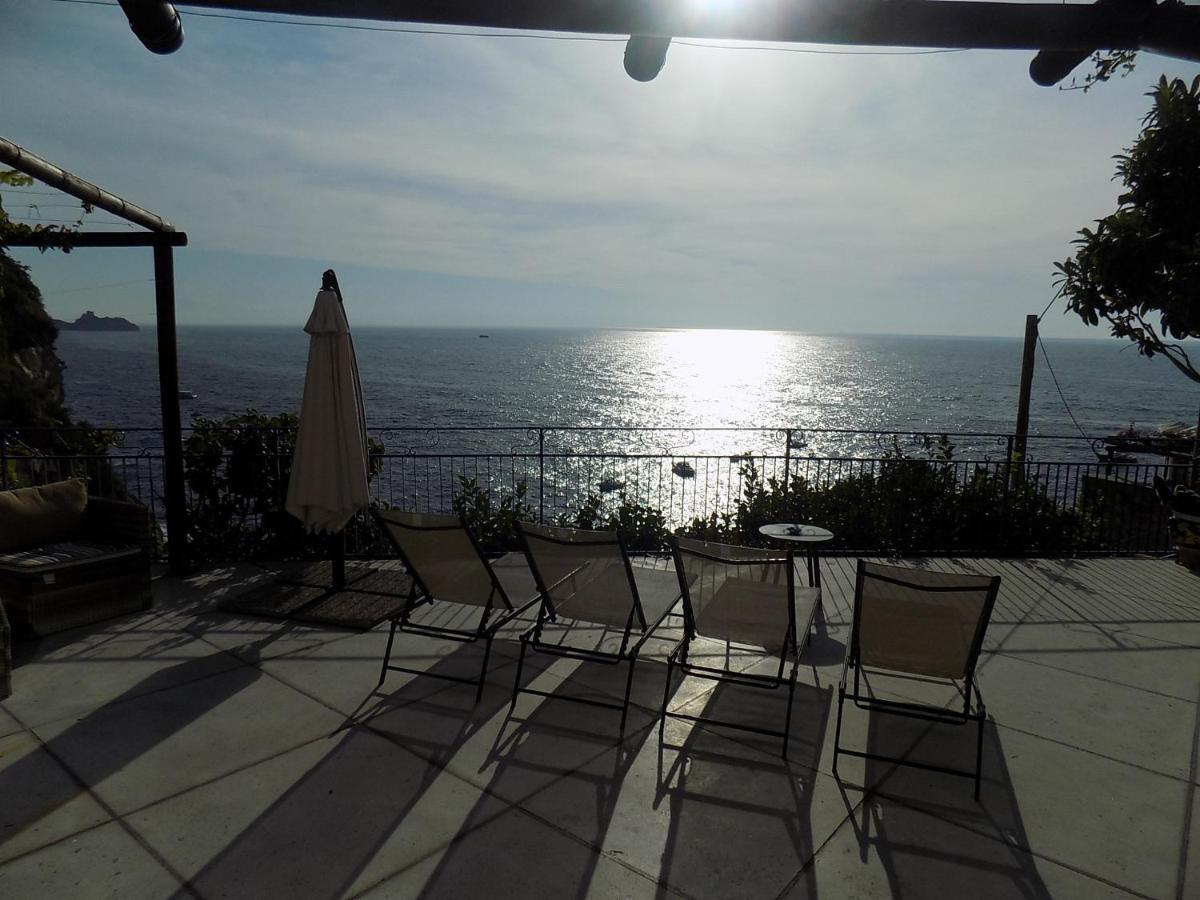 Maison De Charme Villa Mavi Praiano Buitenkant foto