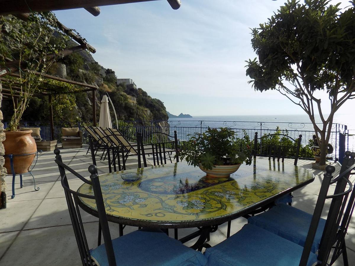 Maison De Charme Villa Mavi Praiano Buitenkant foto