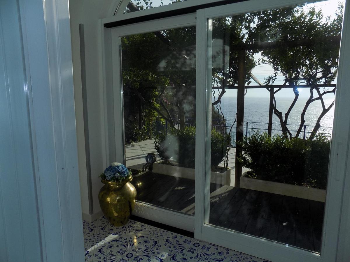 Maison De Charme Villa Mavi Praiano Buitenkant foto