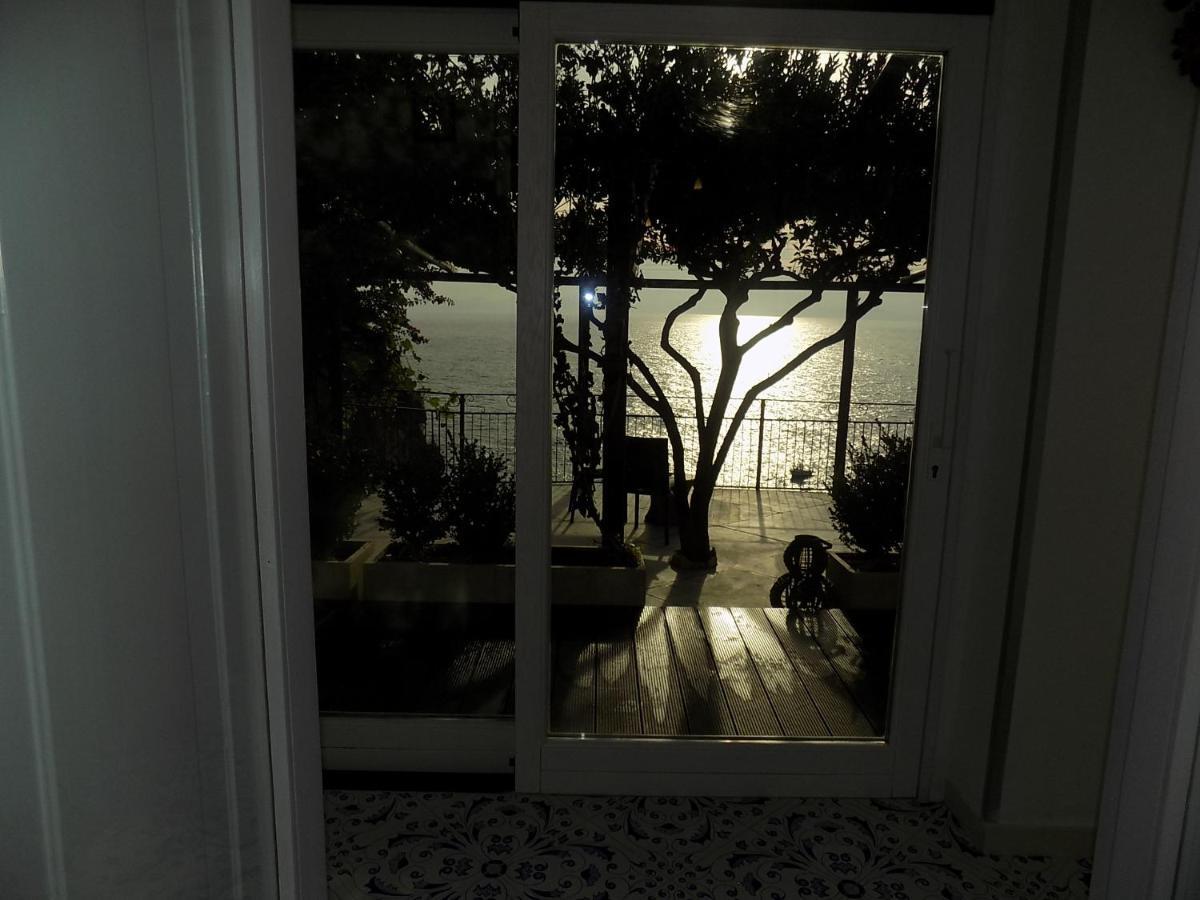 Maison De Charme Villa Mavi Praiano Buitenkant foto