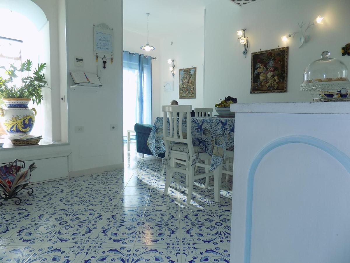 Maison De Charme Villa Mavi Praiano Buitenkant foto